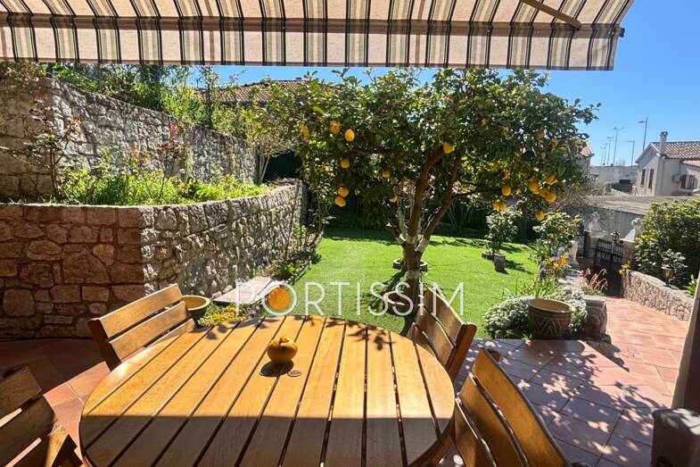 Maison de plain-pied à vendre 545 000 € 5 pièces 3 chambres 115 m² 816 m² de terrain Laghet-Peripherie La Trinité 06340