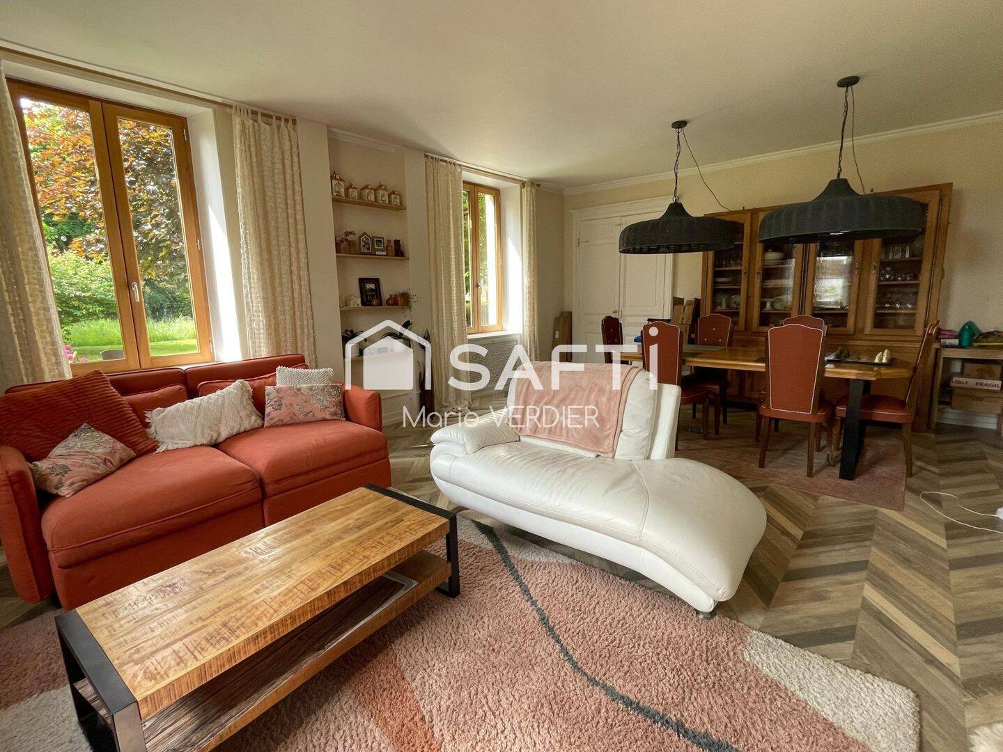Maison 8 pièces 270 m² · à Montbazens · 270 m² · 265 000 €