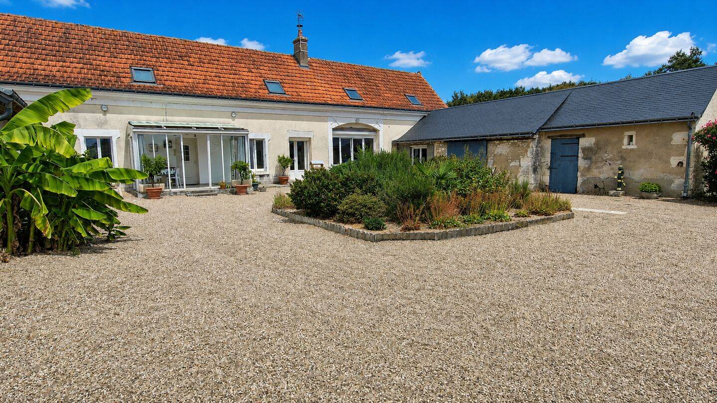 Maison 7 pièces 149 m² · à Manthelan · 149 m² · 269 900 €