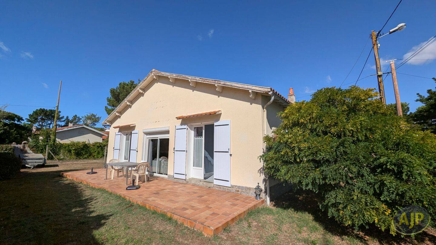 Maison 5 pièces 87 m² · à L'Aiguillon-la-Presqu'Île · 87,4 m² · 270 000 €