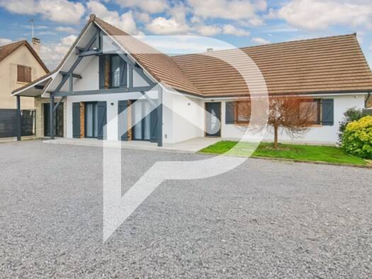 Maison à vendre 329 500 € 8 pièces 4 chambres 161 m² 644 m² de terrain Therdonne 60510