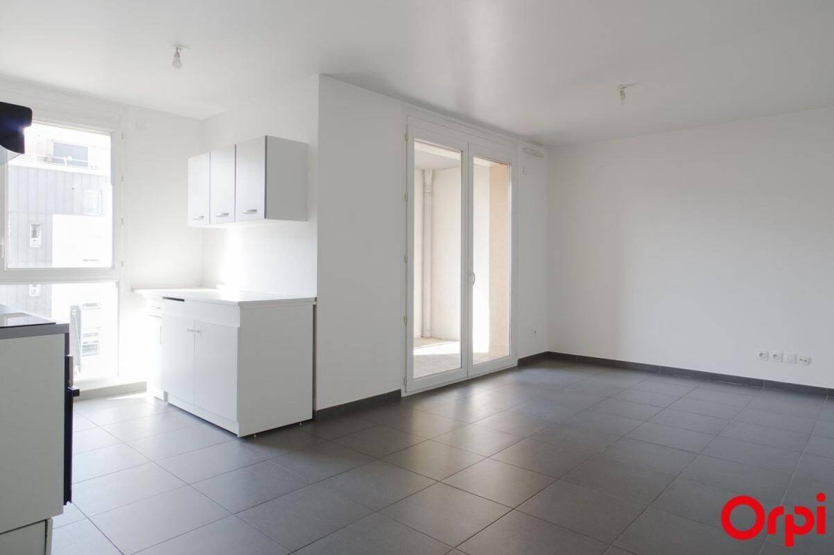Appartement 3 pièces 61 m² · à Lyon 8ème Arrondissement · 61,2 m² · 983 €/mois