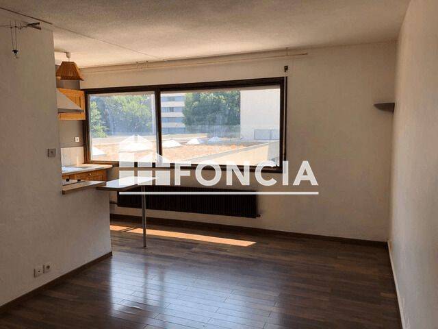 Appartement 1 pièce 27 m² · à Seyssinet-Pariset · 26,7 m² · 529 €