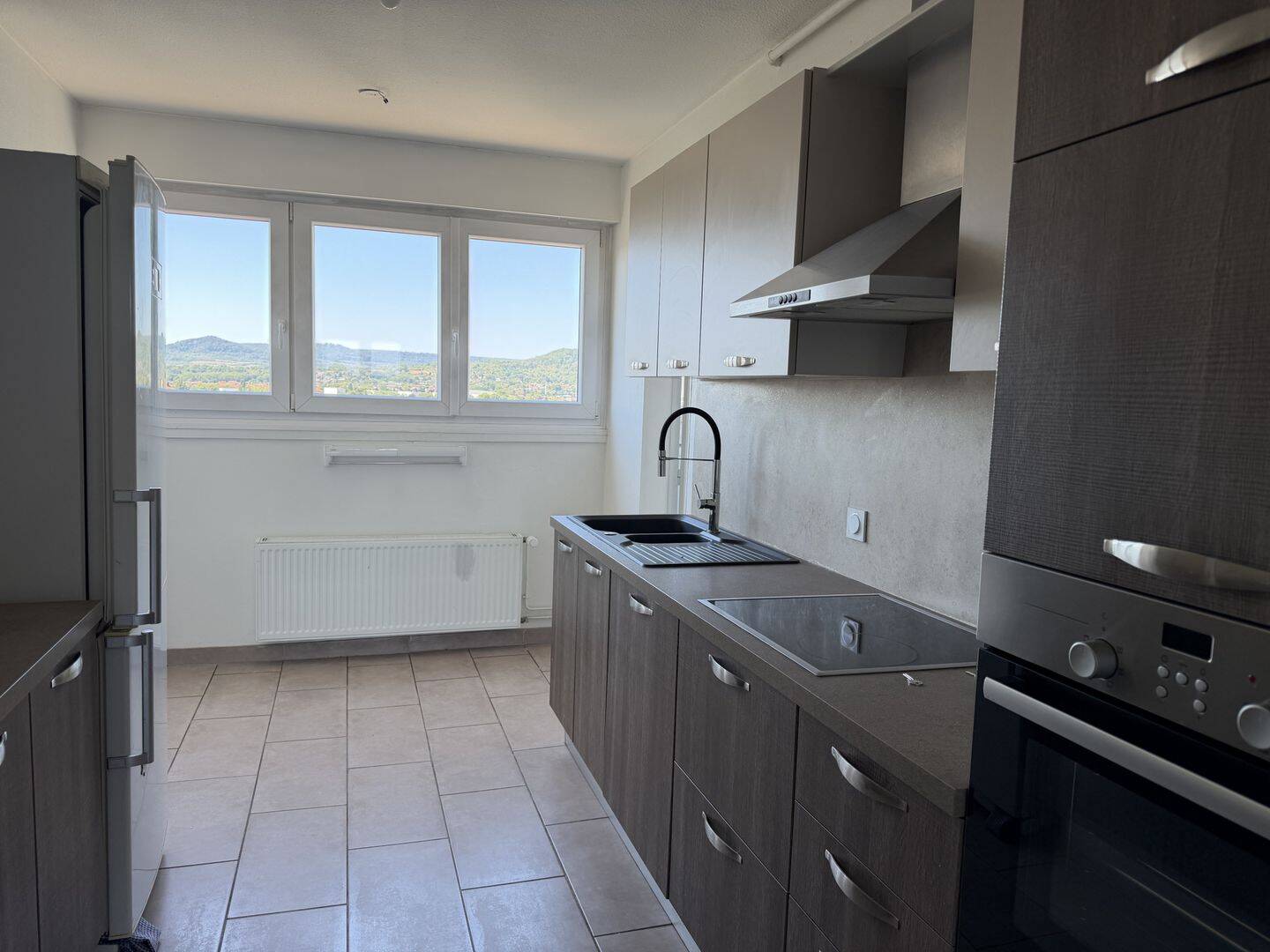 Appartement 4 pièces 104 m² · à Thionville · 104 m² · 1 090 €