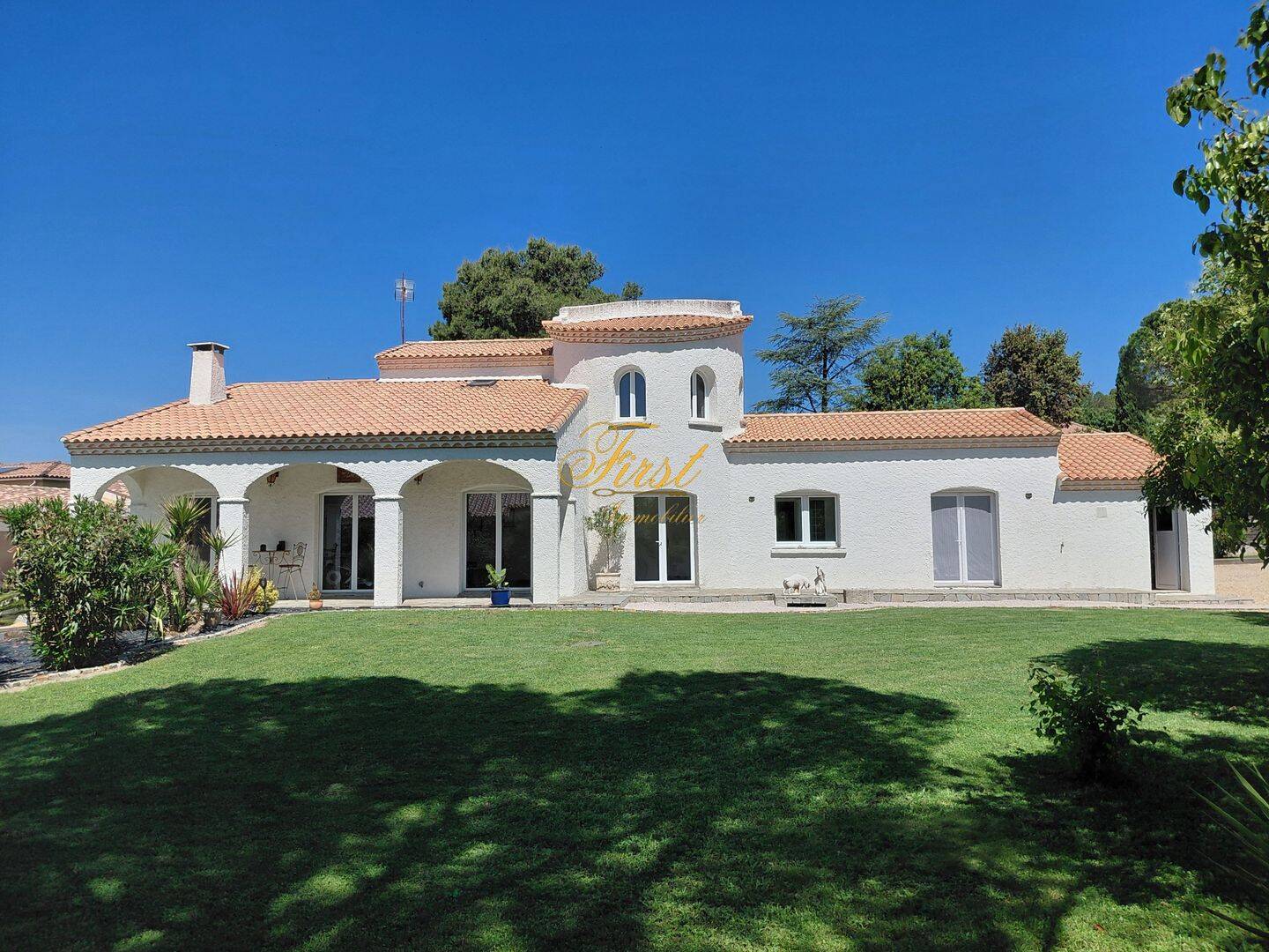 Maison 4 pièces 130 m² · à Sussargues · 130 m² · 690 000 €