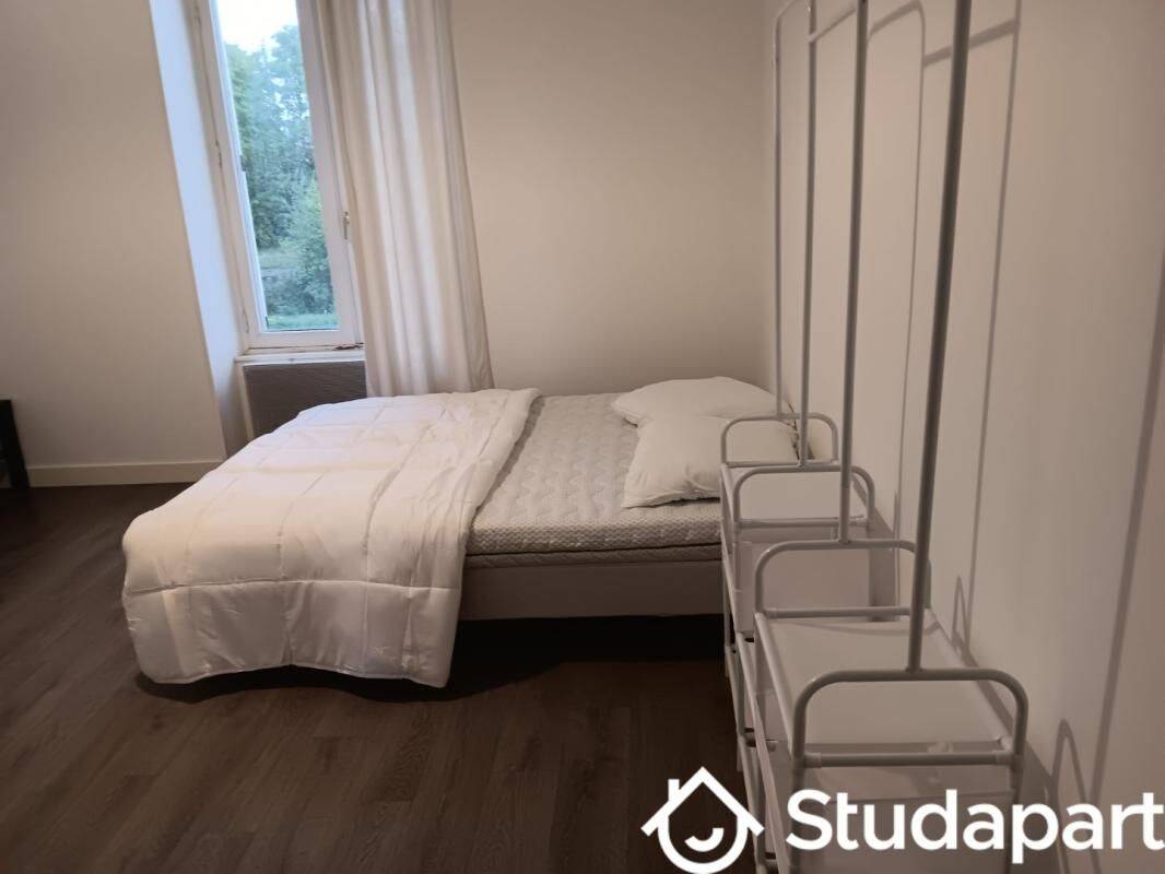 Appartement 1 pièce 21 m² · à Châlons-en-Champagne · 21 m² · 380 €
