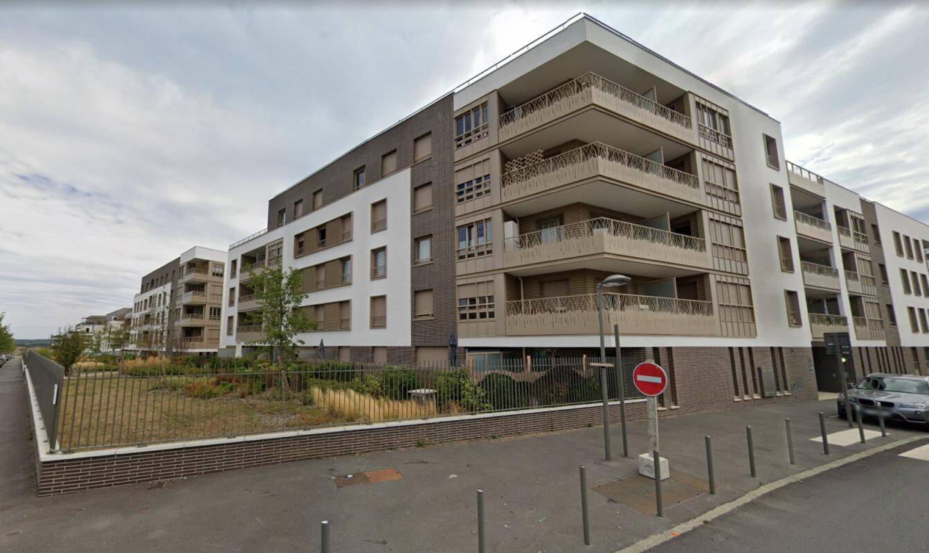 Appartement 3 pièces 65 m² · à Saint-Cyr-l'École · 65 m² · 1 181 €