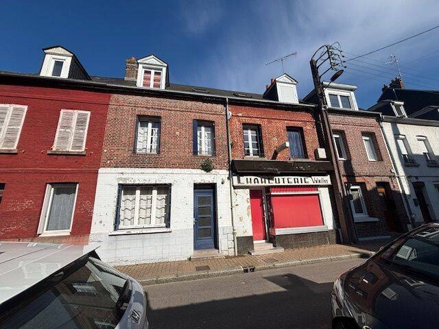 Maison 7 pièces 140 m² · à Eu · 140 m² · 122 000 €