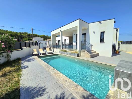 Maison de plain-pied à vendre 380 000 € 5 pièces 4 chambres 140 m² 550 m² de terrain Saint-Nazaire 30200