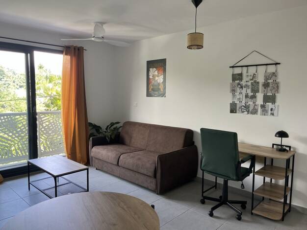 Appartement à louer 690 € 1 pièce 26,6 m² 2ème étage Le Tampon 97430
