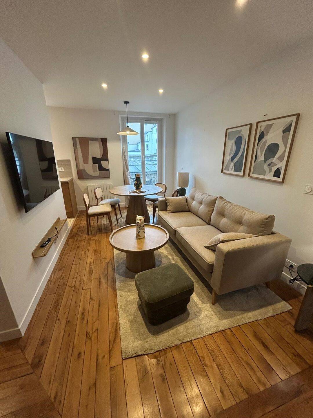 Appartement 3 pièces 60 m² · à Paris 18ème Arrondissement · 60 m² · 2 850 €