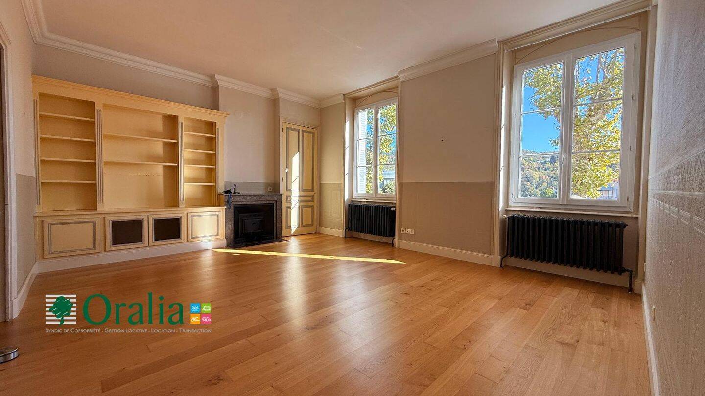 Appartement 3 pièces 85 m² · à Tarare · 85,3 m² · 920 €/mois