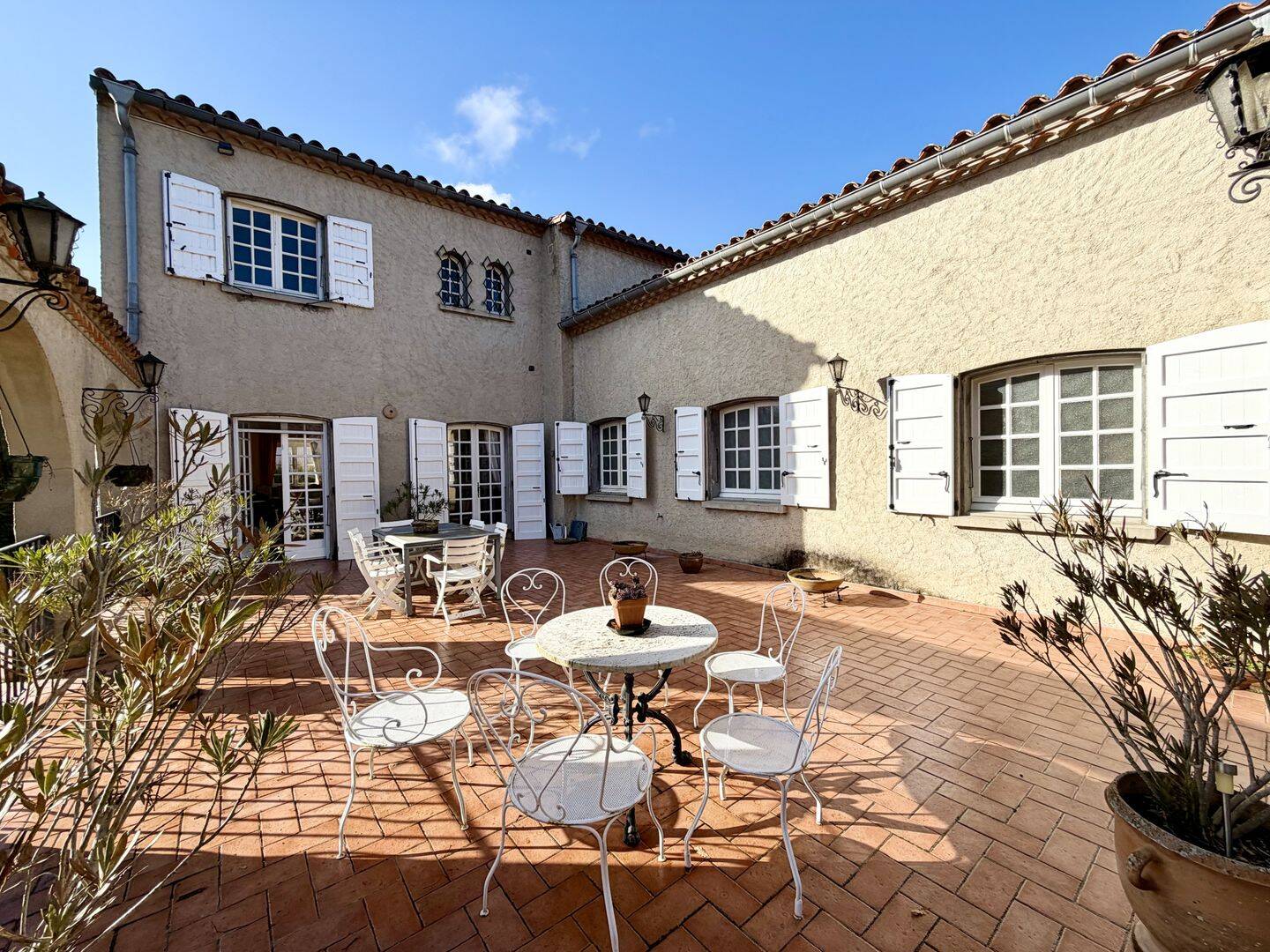 Maison 6 pièces 267 m² · à Labastide-d'Anjou · 267 m² · 330 750 €