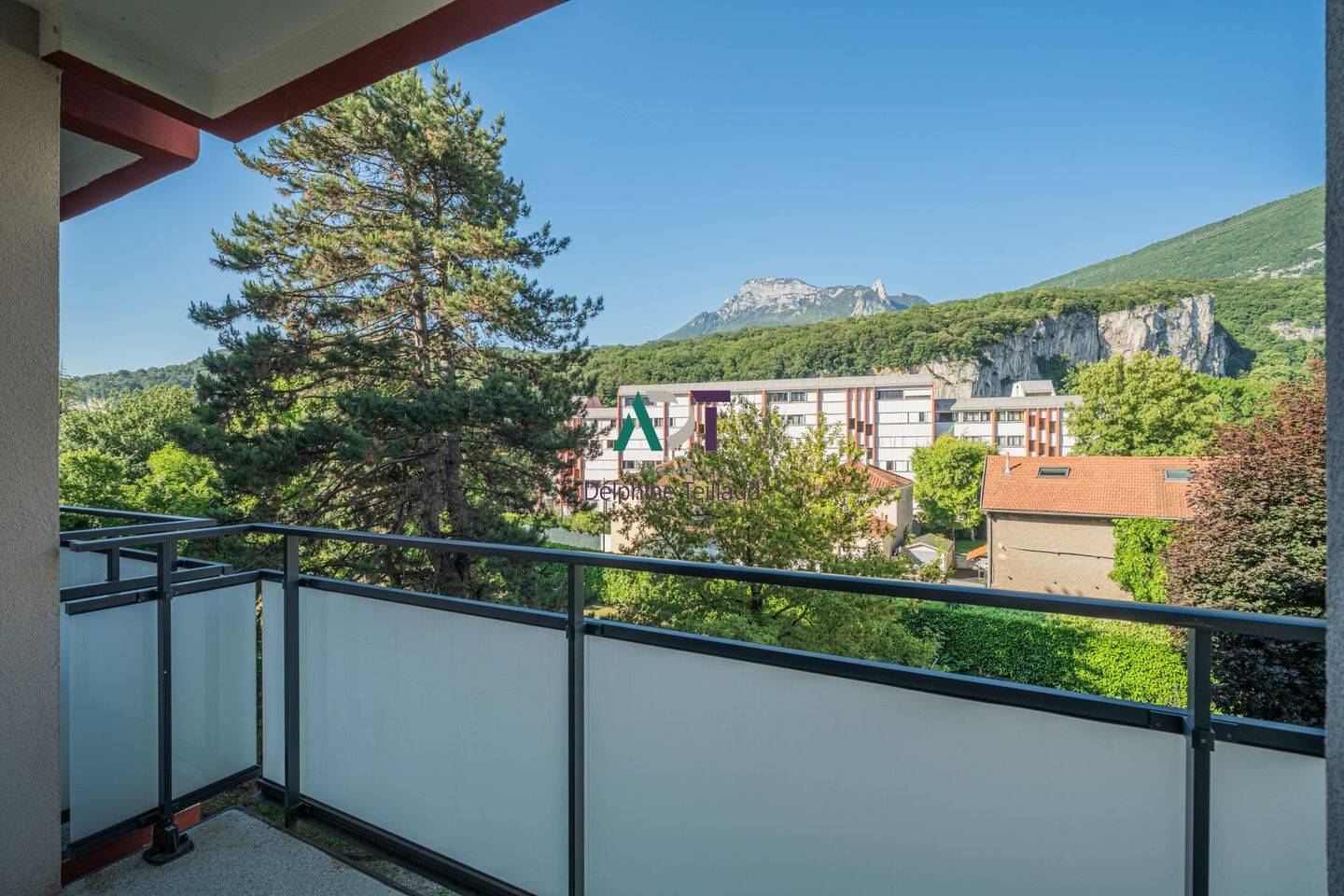 Appartement 3 pièces 74 m² · à Fontaine · 74 m² · 145 000 €