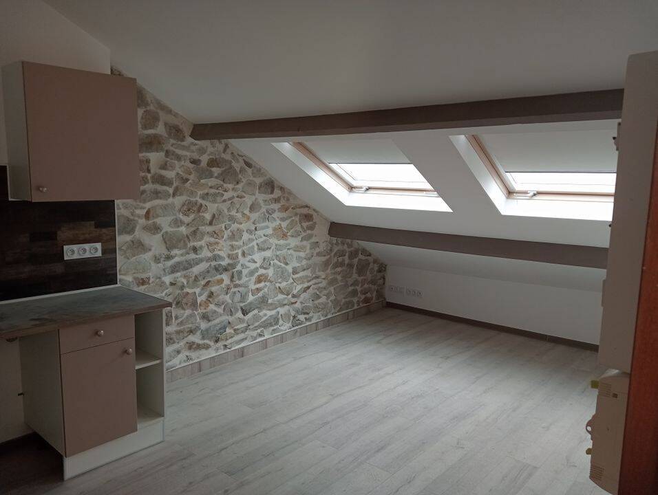 Appartement 1 pièce 13 m² · à Alès · 13 m² · 650 €/mois