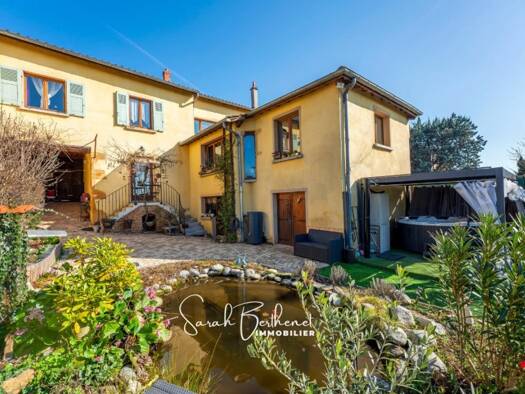 Maison de ville à vendre 790 000 € 6 pièces 5 chambres 159 m² 330 m² de terrain La Tour-de-Salvagny 69890