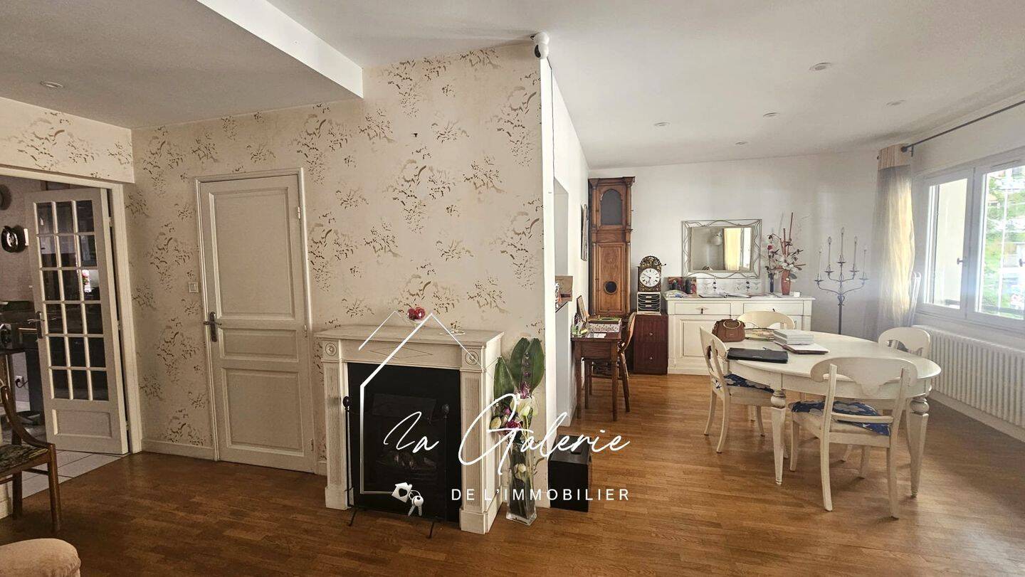 Appartement 3 pièces 92 m² · à Grenoble · 92,4 m² · 306 000 €