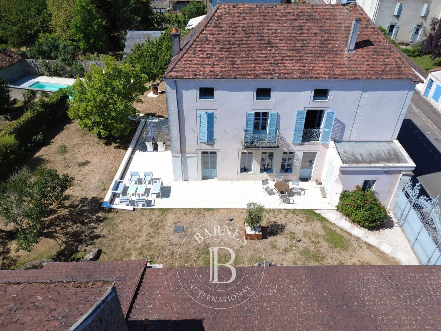 Maison 10 pièces 308 m² · à Semur-en-Auxois · 308 m² · 894 000 €