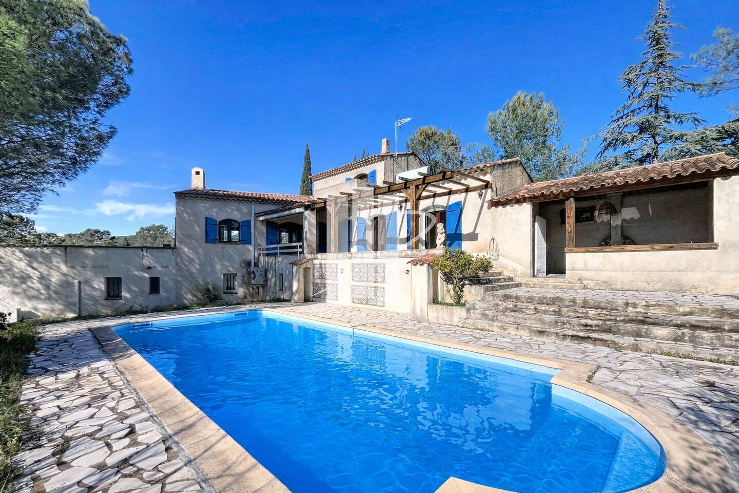 Maison 5 pièces 143 m² · à Puget-sur-Argens · 143 m² · 650 000 €