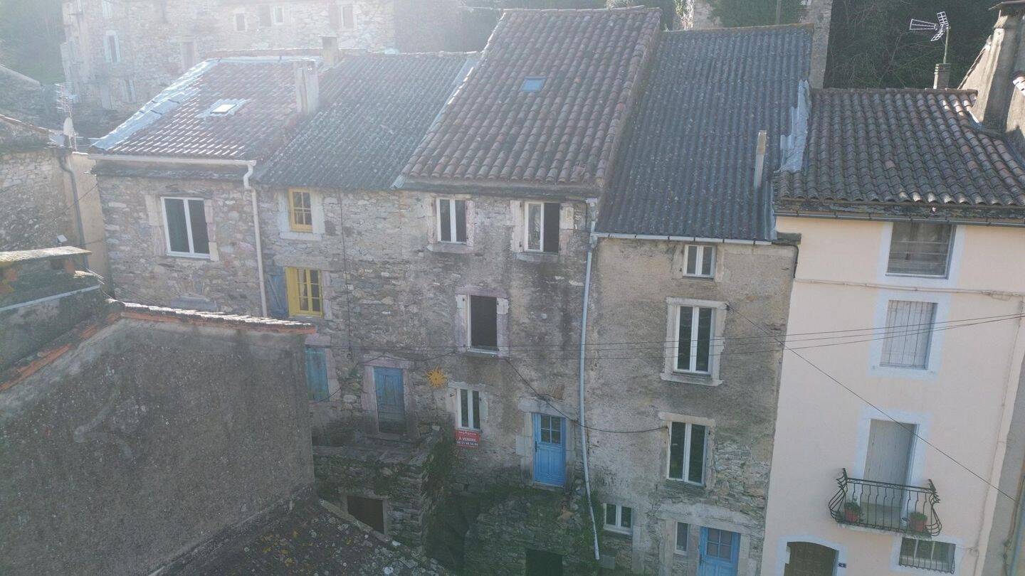 Maison 4 pièces 80 m² · à Riols · 80 m² · 24 000 €