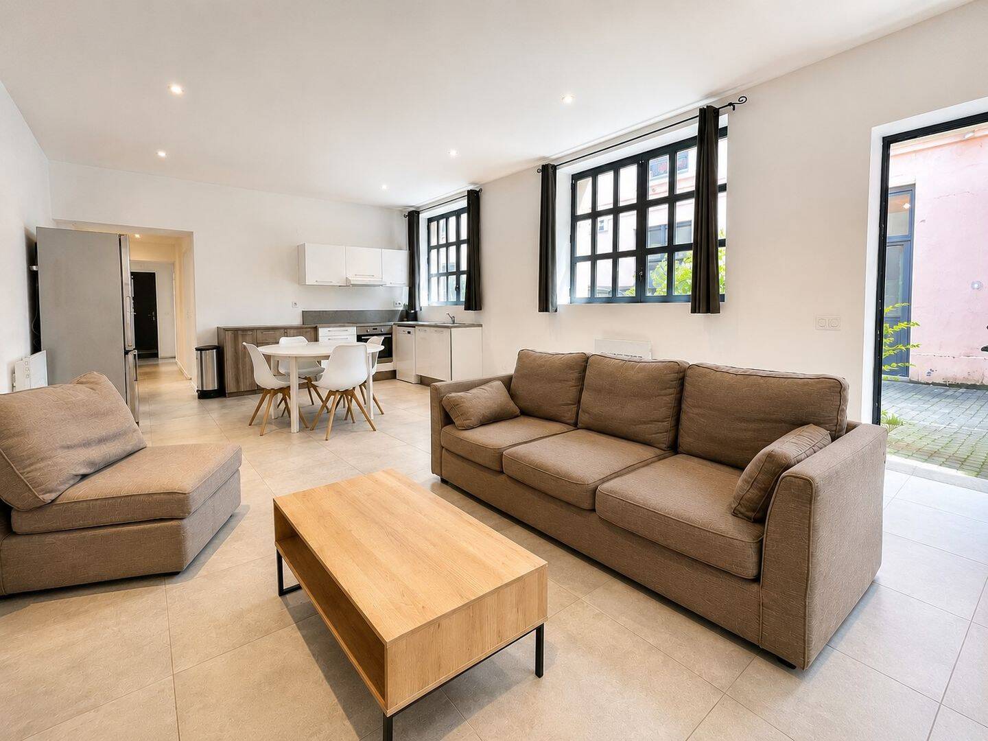 Appartement 3 pièces 77 m² · à Lyon 3ème Arrondissement · 77 m² · 330 000 €