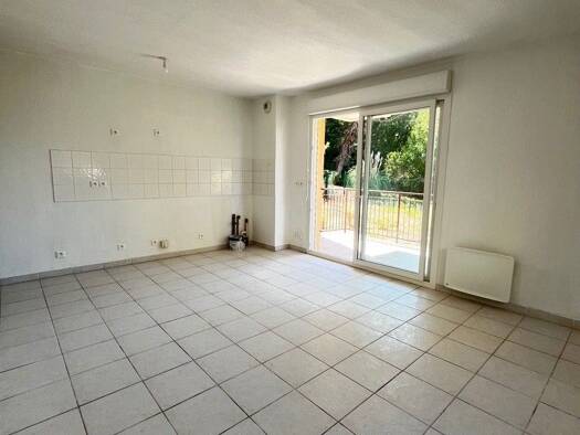 Appartement à vendre 140 000 € 3 pièces 2 chambres 55,2 m² -2ème sous-sol Vidauban 83550