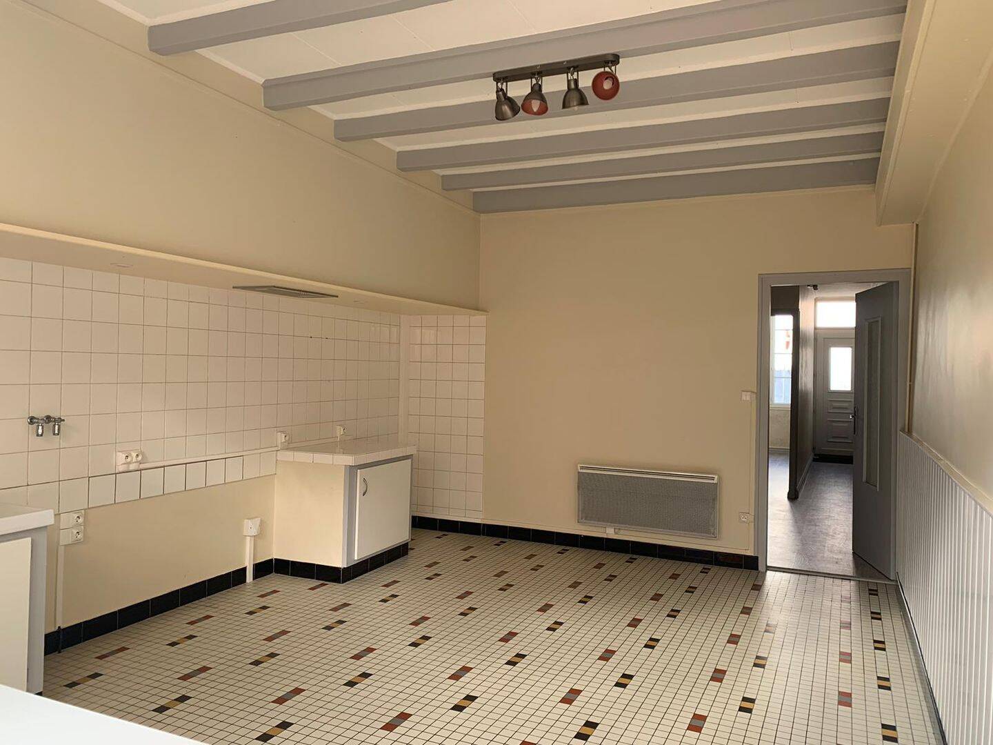 Maison 4 pièces 93 m² · à Sauveterre-de-Guyenne · 93,1 m² · 700 €/mois