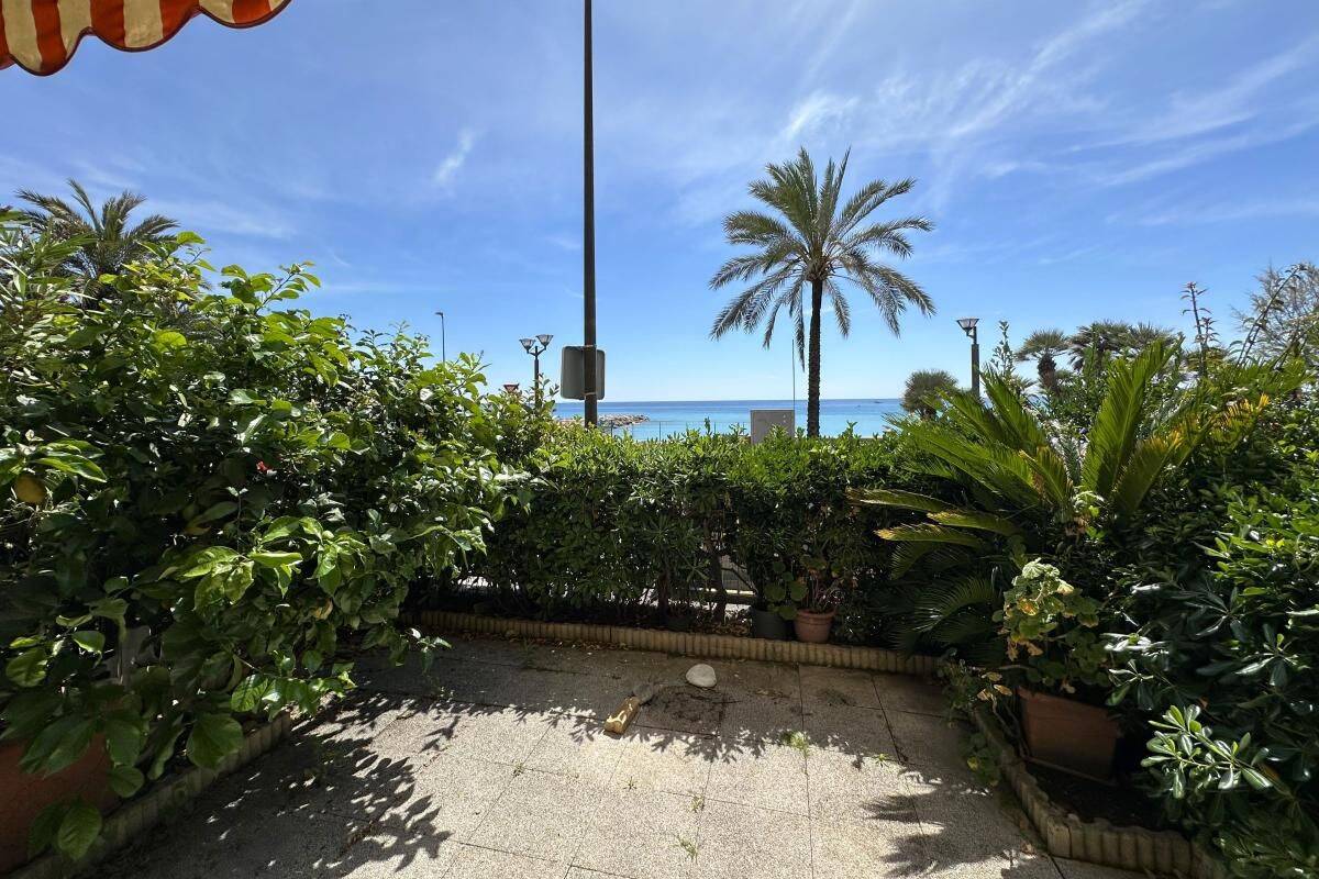 Appartement 1 pièce 27 m² · à Roquebrune-Cap-Martin · 26,6 m² · 207 200 €