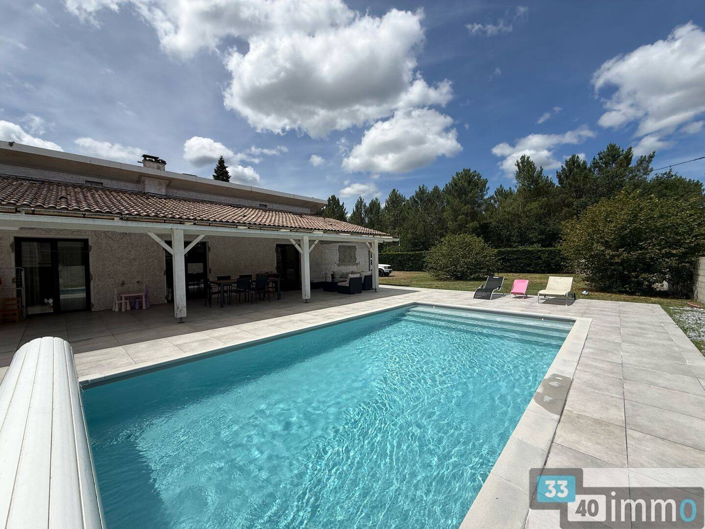 Maison 6 pièces 147 m² · à Lugos · 147 m² · 379 000 €