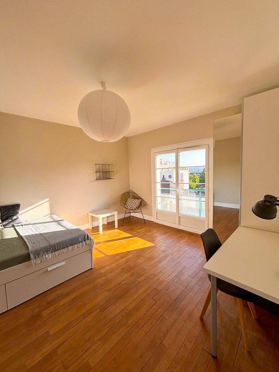 4 pièces 64 m² · à Dijon · 64 m² · 1 510 €