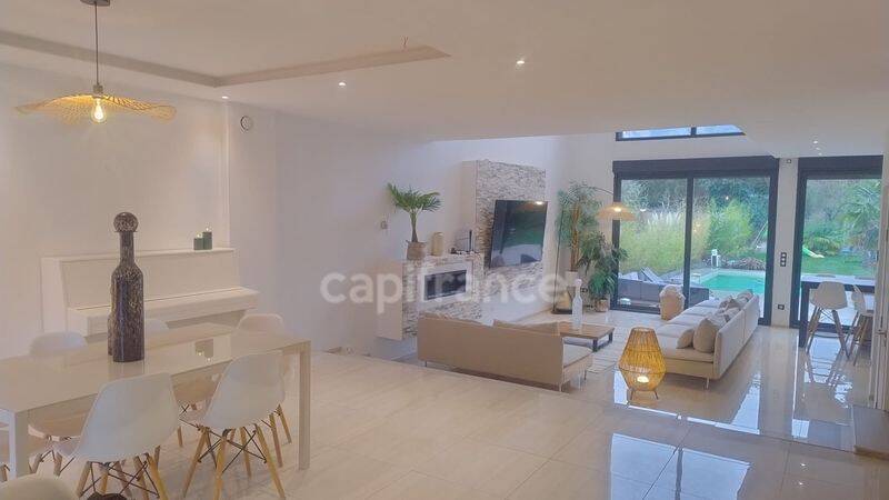 Maison 11 pièces 253 m² · à Groslay · 253 m² · 730 000 €