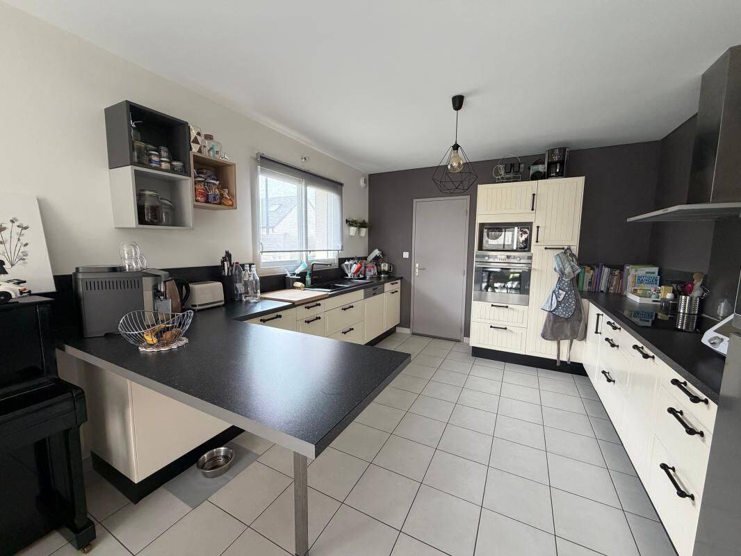 Maison 5 pièces 110 m² · à Landunvez · 110 m² · 274 300 €