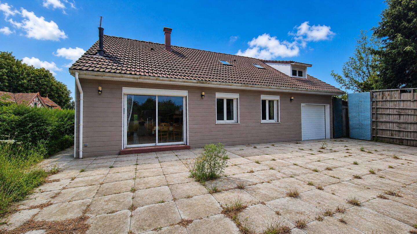 Maison 5 pièces 122 m² · à Gonneville-la-Mallet · 122 m² · 239 000 €