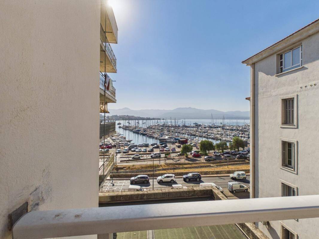 Appartement 3 pièces 67 m² · à Ajaccio · 67 m² · 190 000 €
