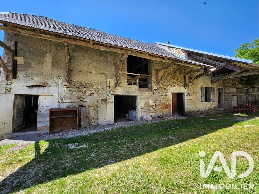 Maison 3 pièces 115 m² · à Parves Et Nattages · 115 m² · 153 000 €