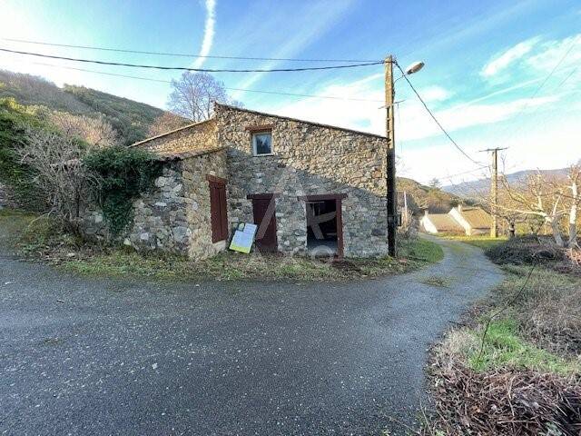 Maison 6 pièces 200 m² · à Saint-Étienne-d'Albagnan · 200 m² · 150 000 €