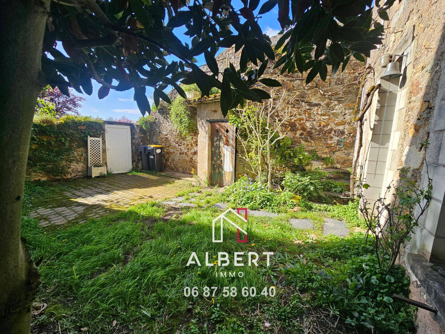 Maison 5 pièces 130 m² · à Rochefort-sur-Loire · 130 m² · 158 500 €