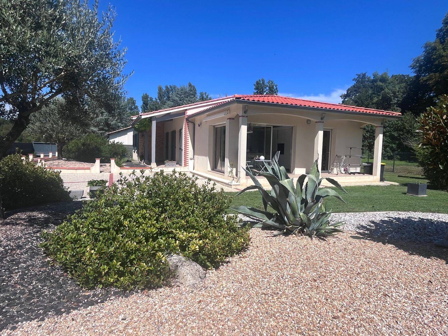 Maison 6 pièces 140 m² · à Pont-du-Casse · 140 m² · 398 000 €