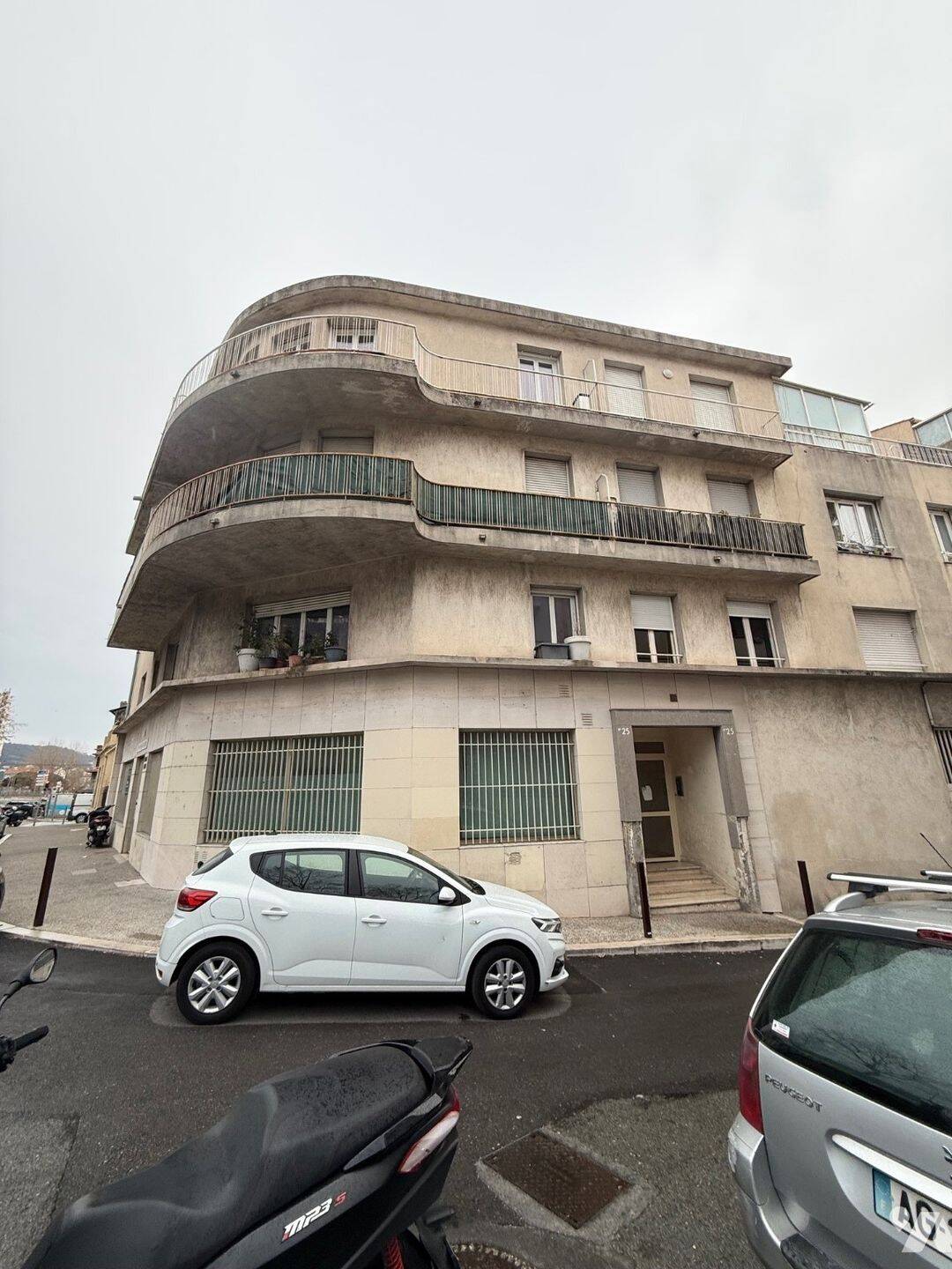 Appartement 1 pièce 28 m² · à Nice · 27,6 m² · 85 000 €