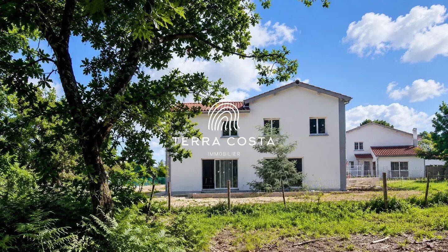 Maison 4 pièces 87 m² · à Saint-Vincent-de-Tyrosse · 87 m² · 310 000 €