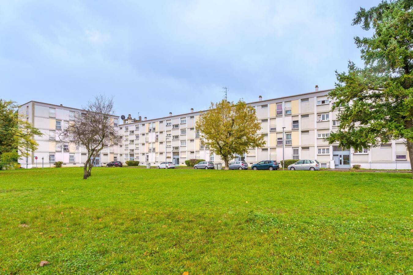 Appartement 6 pièces 100 m² · à Longvic · 100 m² · 816 €/mois