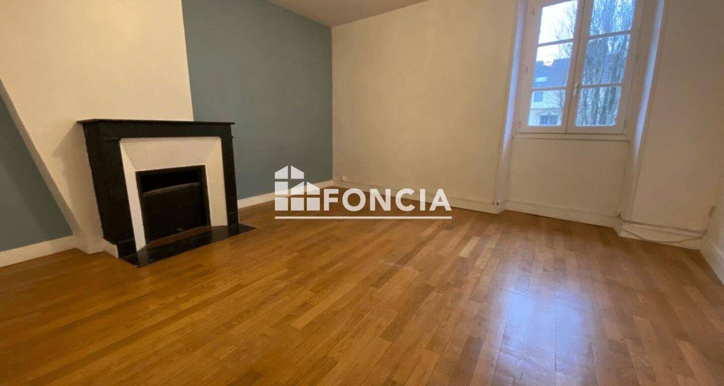 Maison 5 pièces 95 m² · à Mareil-Marly · 94,6 m² · 1 800 €