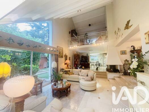 Maison à vendre 635 000 € 8 pièces 4 chambres 180 m² 591 m² de terrain Ablon-sur-Seine 94480