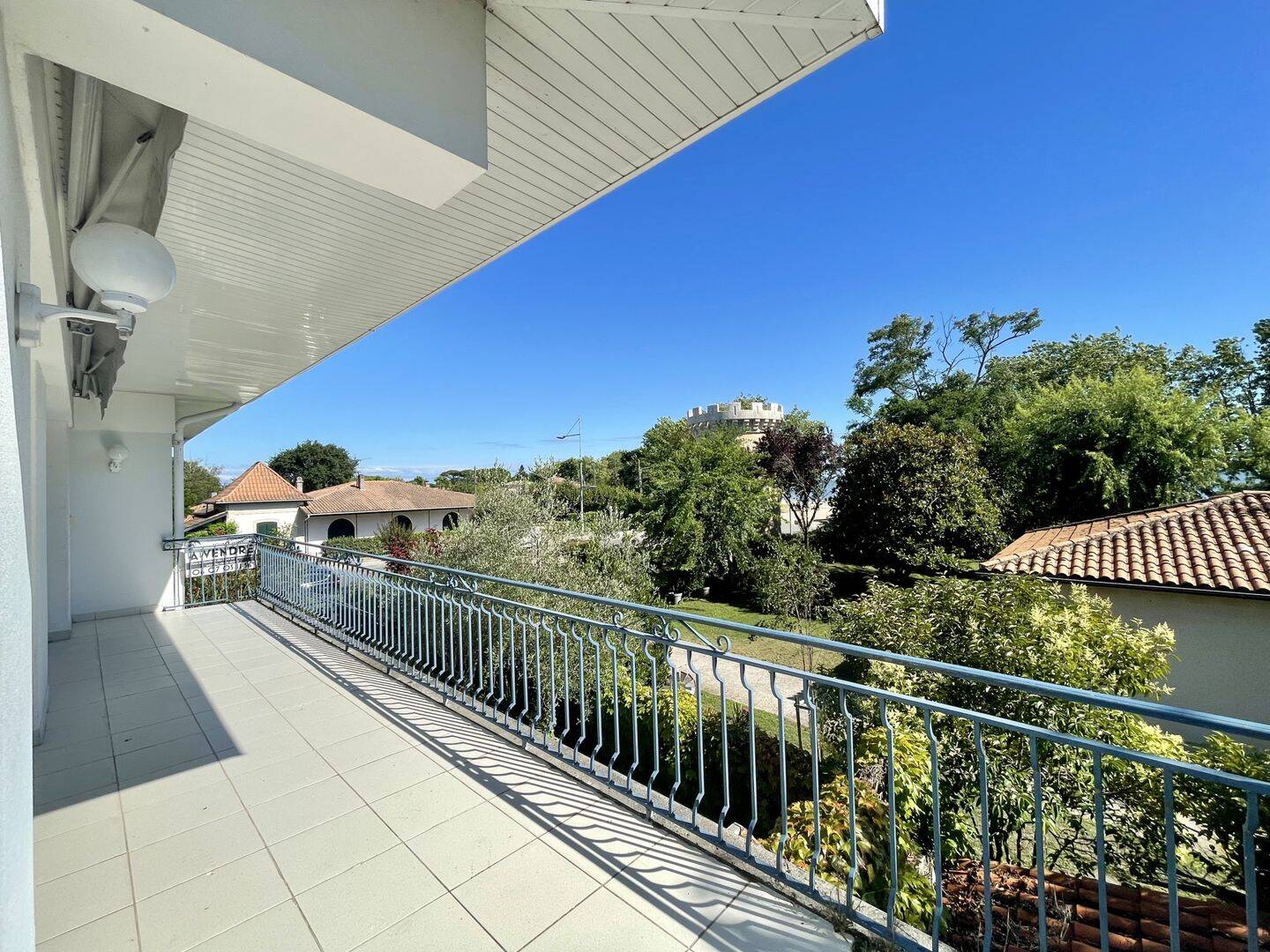 Maison 10 pièces 341 m² · à Arès · 341 m² · 988 000 €