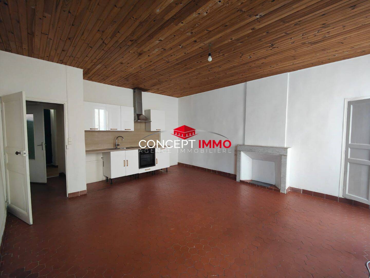 Appartement 3 pièces 76 m² · à Belgentier · 75,5 m² · 755 €