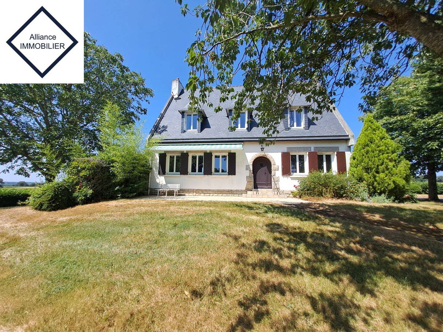 Maison 9 pièces 147 m² · à Bécherel · 147 m² · 250 300 €