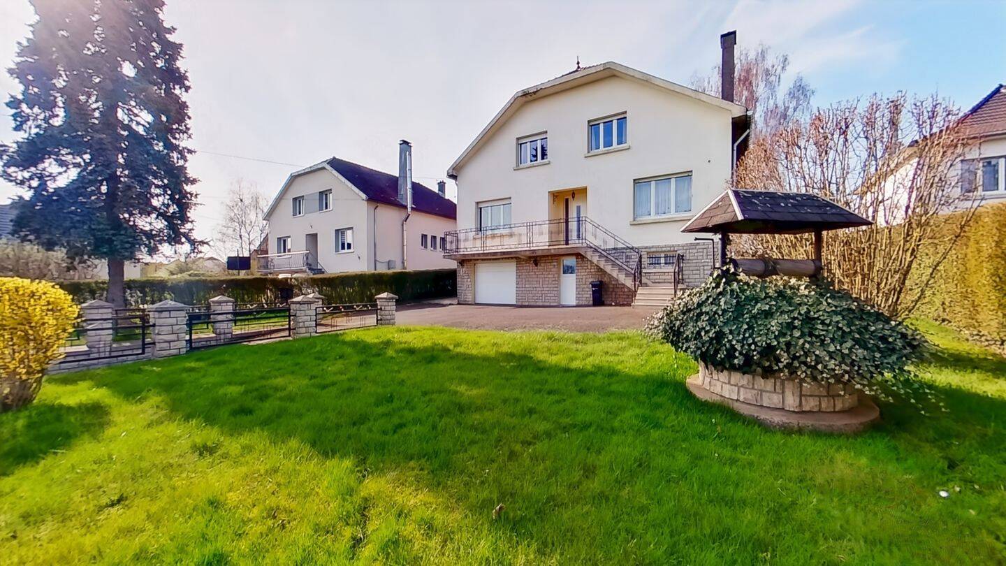 Maison 10 pièces 186 m² · à Ugny · 186 m² · 349 900 €