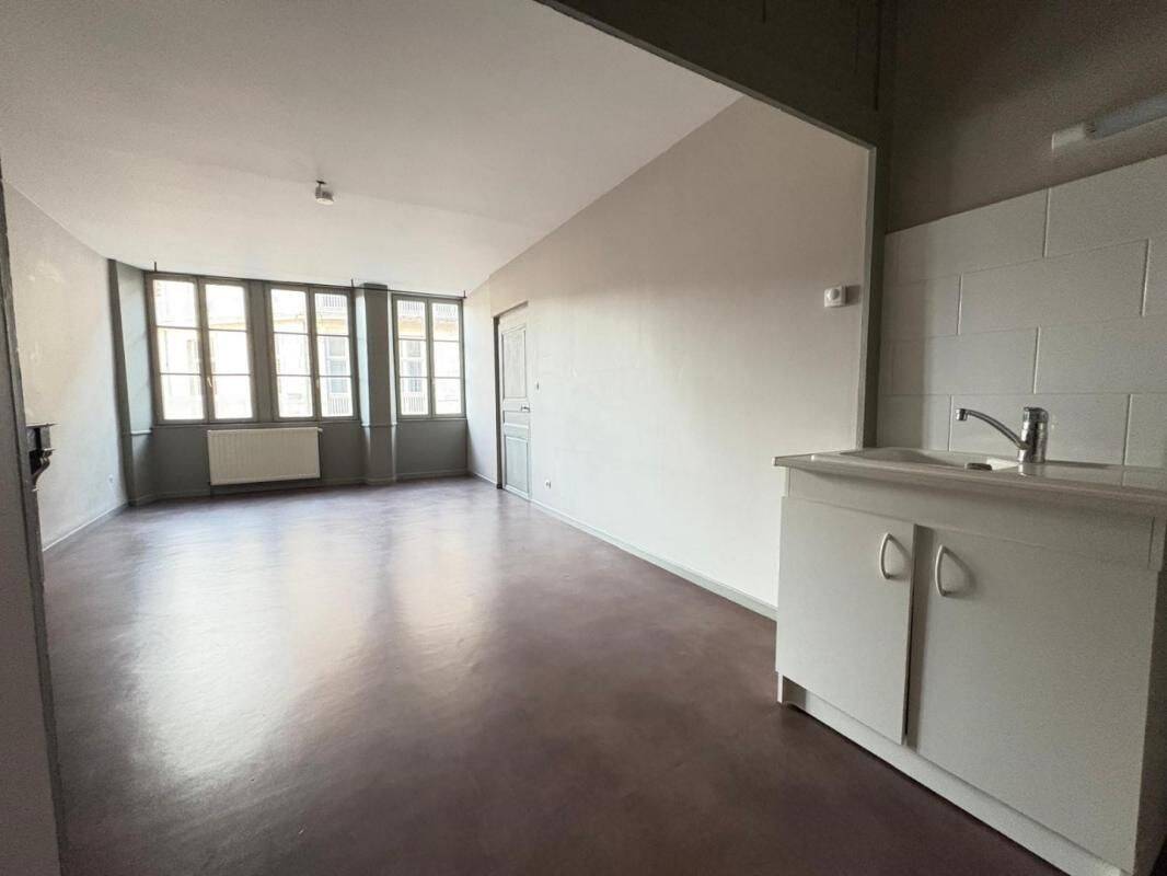 Appartement 2 pièces 67 m² · à Besançon · 67 m² · 697 €/mois