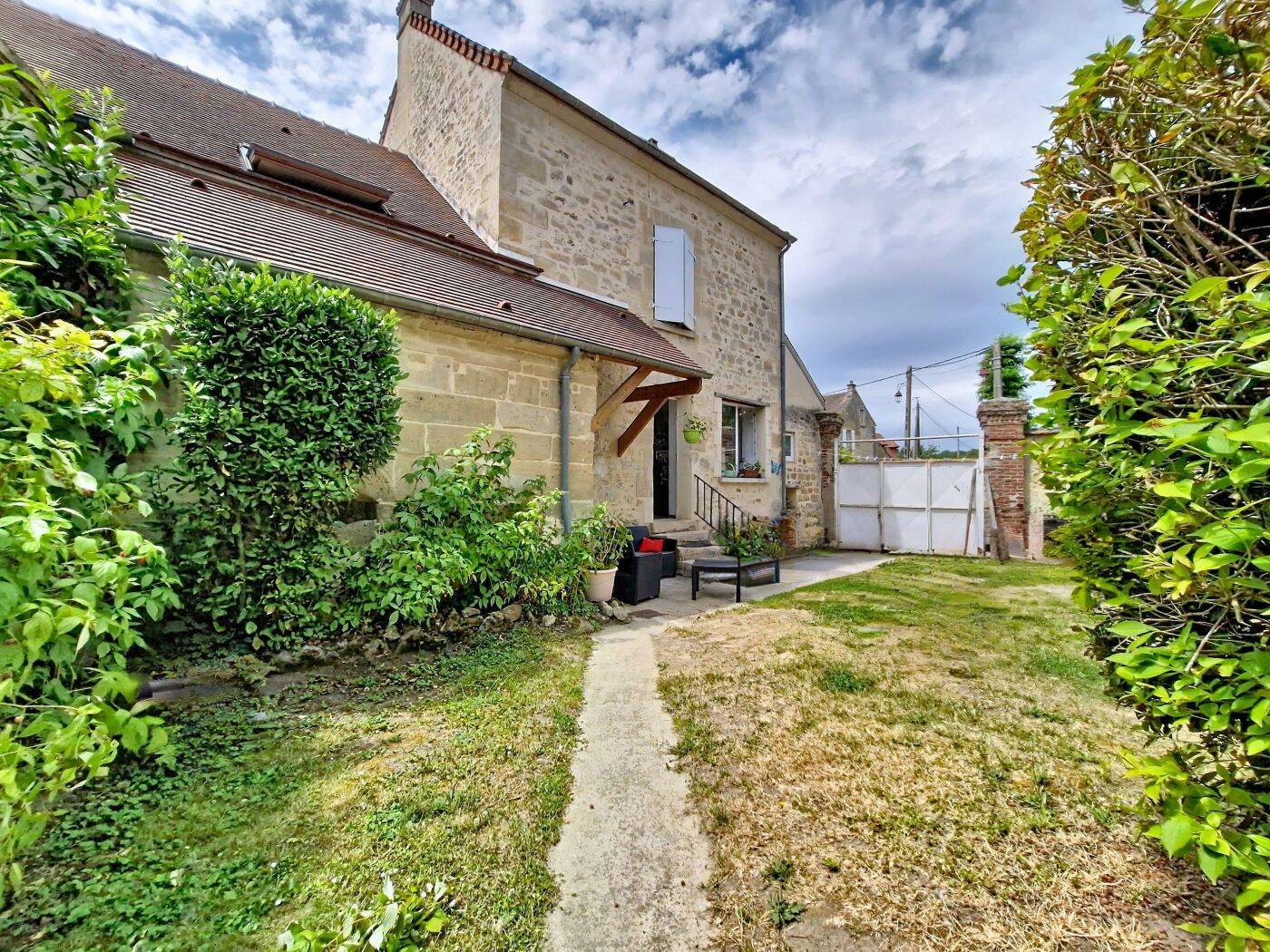 Maison 6 pièces 130 m² · à Magny-en-Vexin · 130 m² · 324 000 €