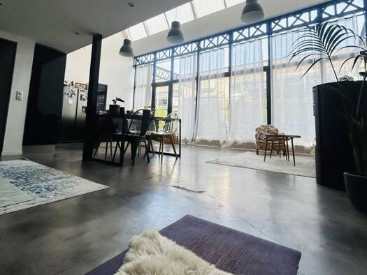 Loft à vendre 209 000 € 3 pièces 2 chambres 83 m² RDC/1 Croix Rouge Tourcoing 59200